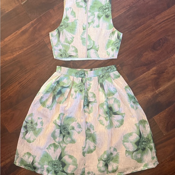 L'ATISTE floral two piece set - Picture 2 of 11